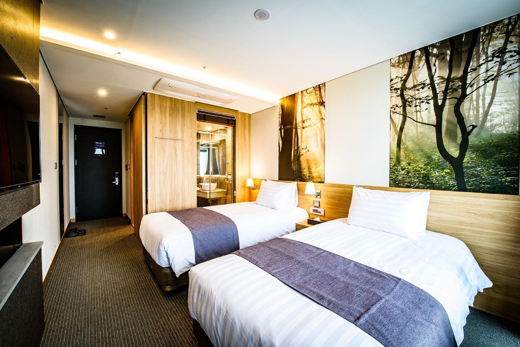 Utop Ubless Hotel Jeju Esterno foto